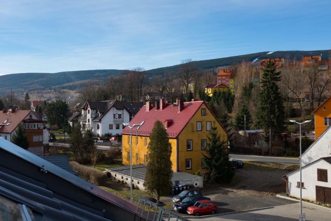 Apartament Rodzinny Plus Mountain Aparts Świeradów-Zdrój Buitenkant foto